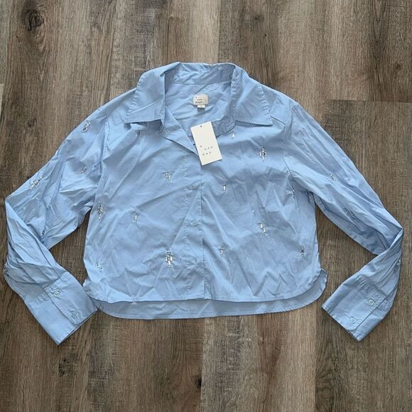 А NEW DAY CROPPED SHIRT WITH CRYSTALS SIZE S NEW - Picture 1 of 5